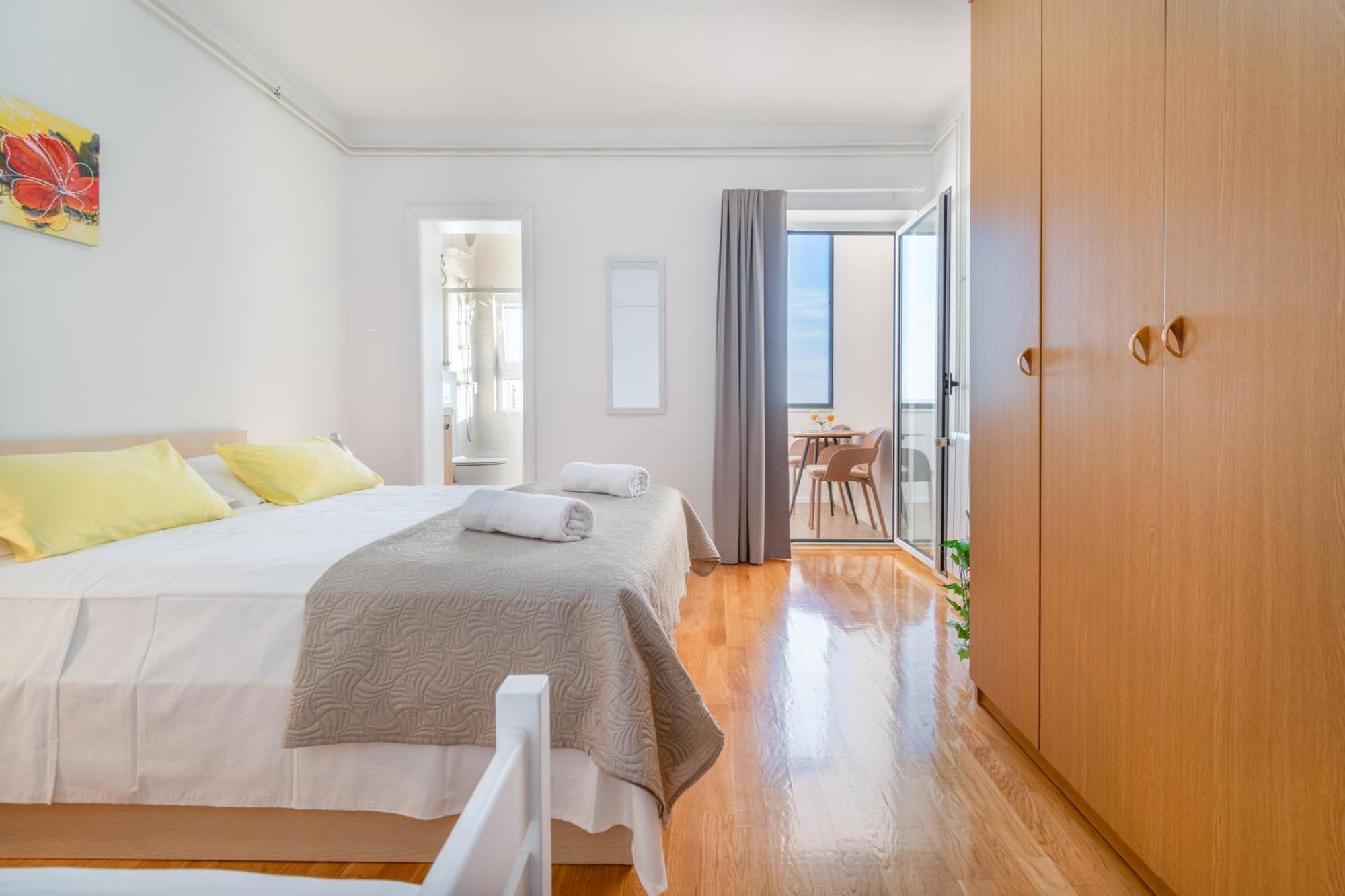 Apartments Malina Tučepi エクステリア 写真