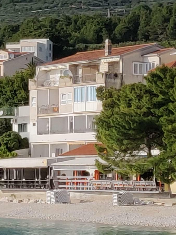 Apartments Malina Tučepi エクステリア 写真