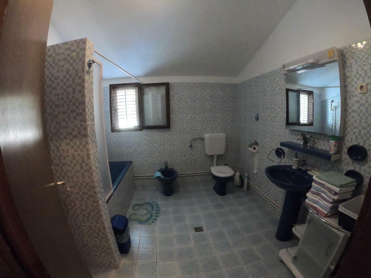 Apartments Malina Tučepi エクステリア 写真